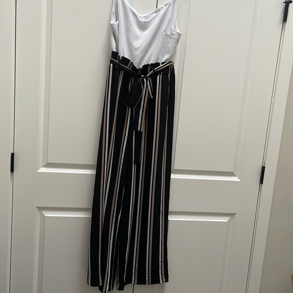 Elegant Striped Jumpsuit in Black and White